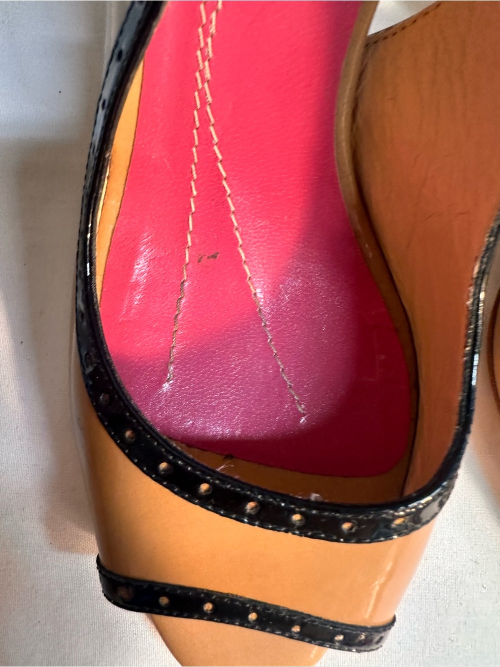 Kate Spade New York Patent Leather Slingback Heels Tan Black Peep Toe Size 6B - Picture 7 of 15